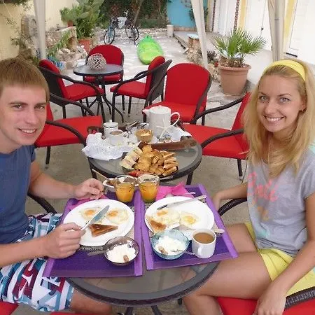 Farkia Exclusive 아파트 팔리라키