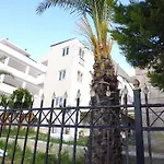 Farkia Exclusive דירה